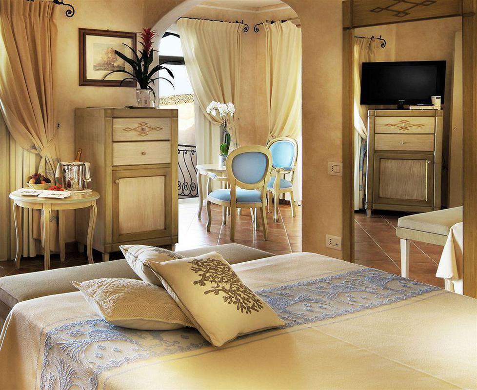 بورتو كيرفو Colonna Resort Country & Sporting Club المظهر الخارجي الصورة